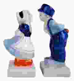 Salt & Pepper shakers "Kissing Couple", 10 cm