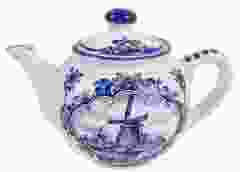 Teapot Delft blue, Mill and Flower