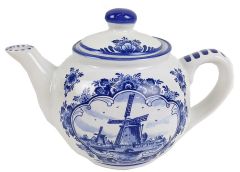 Teapot Delft blue, Mill and Flower